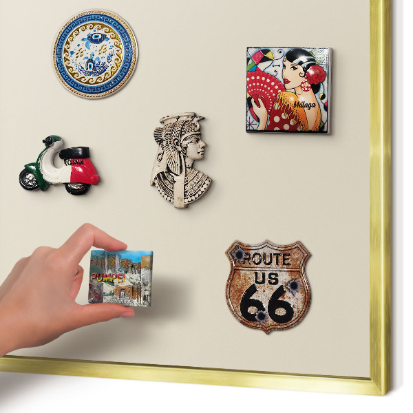 Magnettafel für Urlaubsmagnete in Goldrahmen Heller Stein