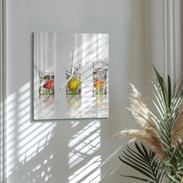 Wanduhr quadratisch Obstgläser