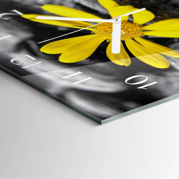 Wanduhr quadratisch Blume