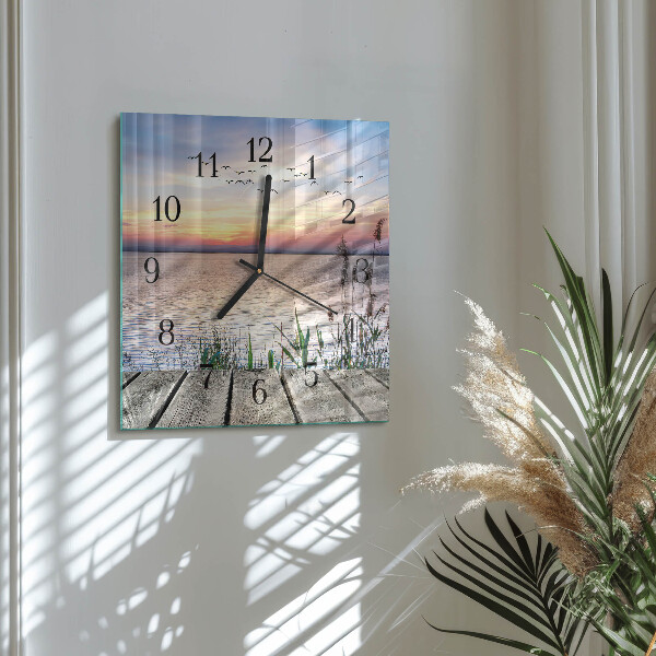 Wanduhr aus glas See
