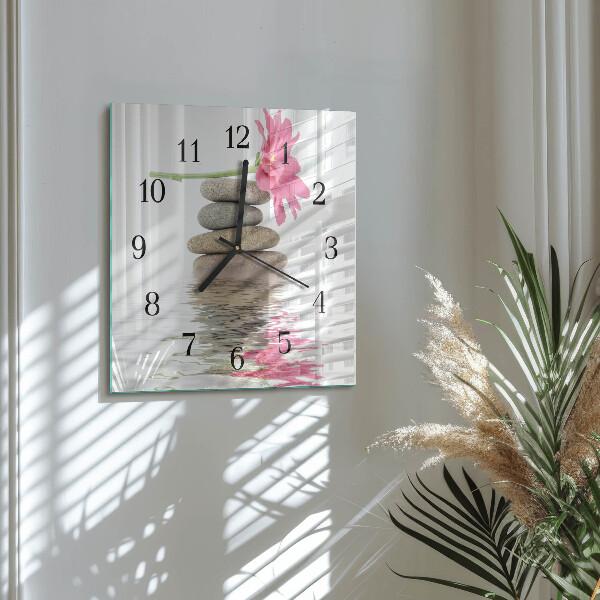 Wanduhr aus glas Steine