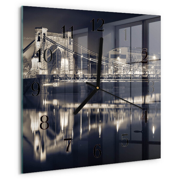 Wanduhr aus glas Brücke