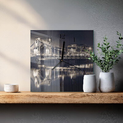 Wanduhr aus glas Brücke