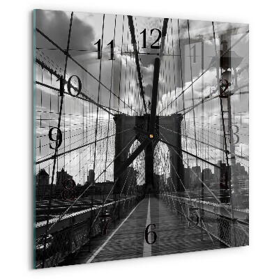 Wanduhr aus glas Brücke