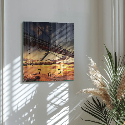 Wanduhr aus glas Bridge River