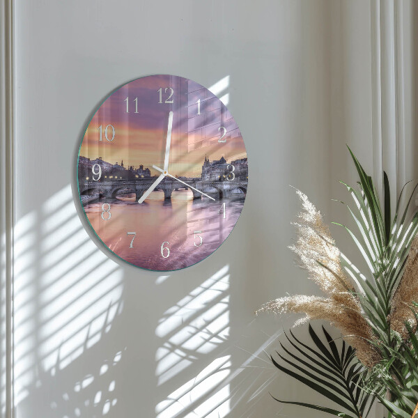 Glas wanduhr River City