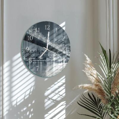 Glas wanduhr Brücke