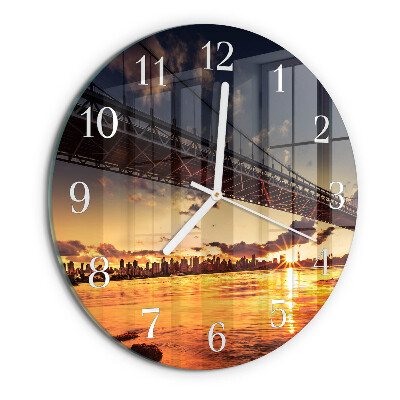 Glas wanduhr Bridge River