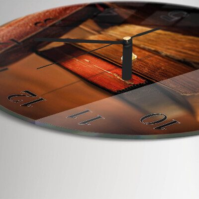Wanduhr rund Buch