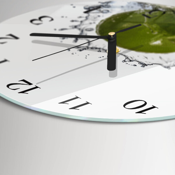 Wanduhr rund Kalkwasser