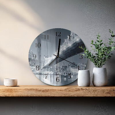 Wanduhr rund Brücke