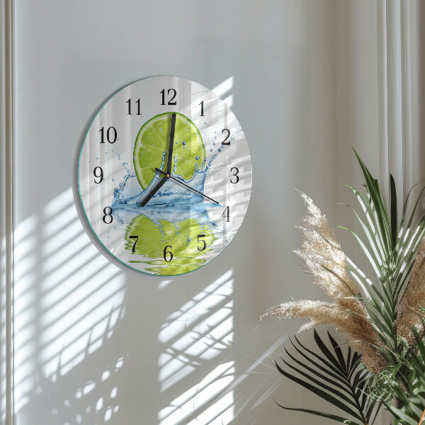 Wanduhr rund Kalkwasser