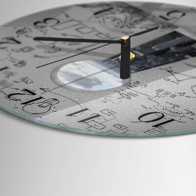 Wanduhr rund Schlüsselloch