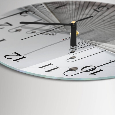 Wanduhr rund Pier