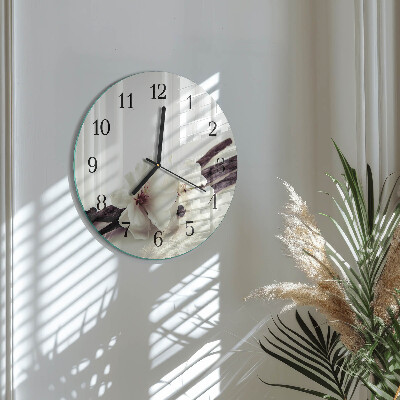 Wanduhr rund Vanille