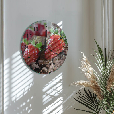 Wanduhr rund Erdbeeren
