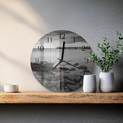 Wanduhr rund Flussufer