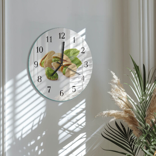 Wanduhr rund Nüsse