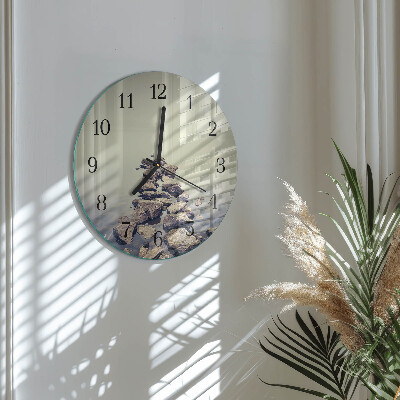 Wanduhr rund Flussufer