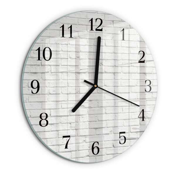 Wanduhr rund Ziegelmauer