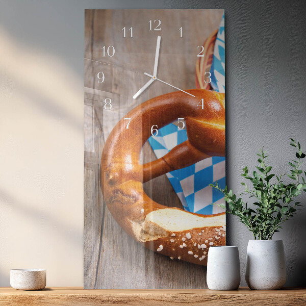 Vertikale Uhr Brezel