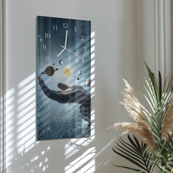 Vertikale Uhr Hand des Planeten