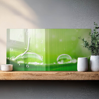 Horizontale Uhr Wassertropfen