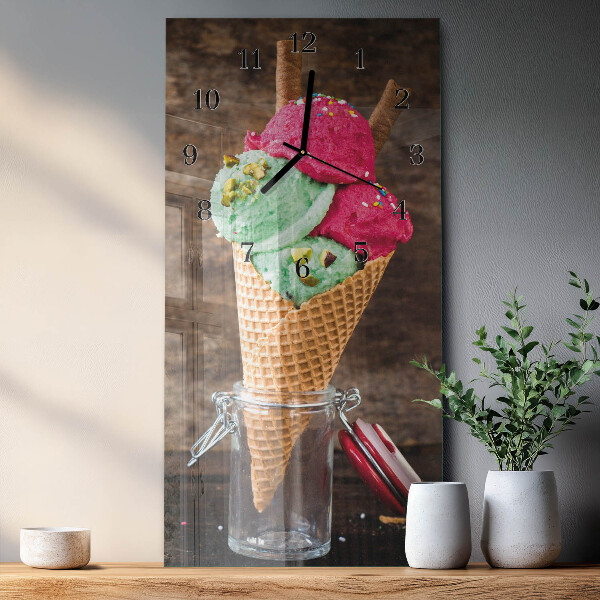 Vertikale Uhr Eis