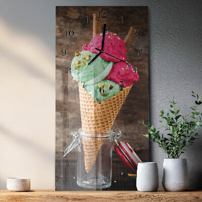 Vertikale Uhr Eis