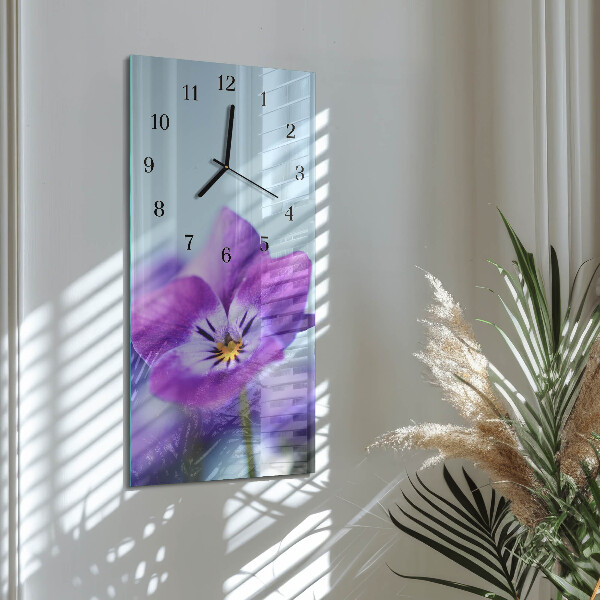 Vertikale Uhr Blume