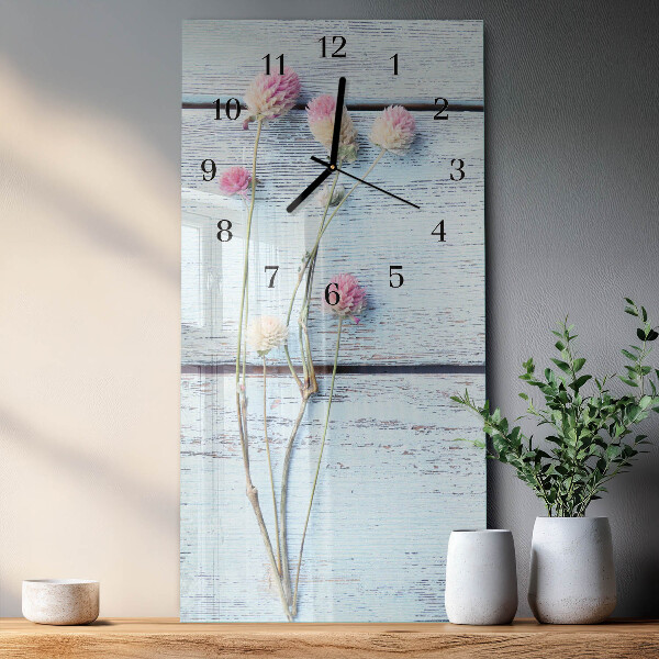 Vertikale Uhr Klee