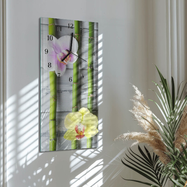 Vertikale Uhr Orchideenbambus