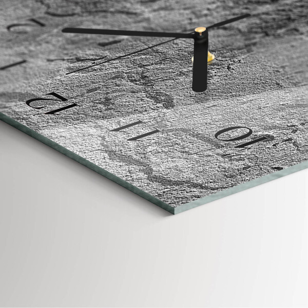Vertikale Uhr Betonwand