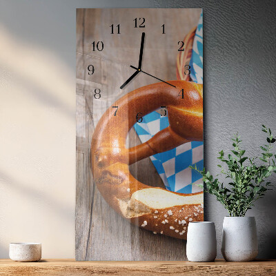 Vertikale Uhr Brezel