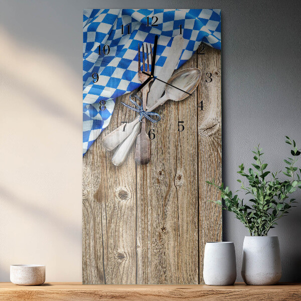 Vertikale Uhr Bayerische Holztafel