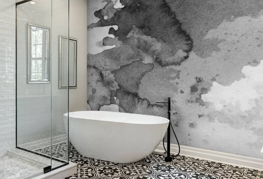 wie man ein Badezimmer arrangiert